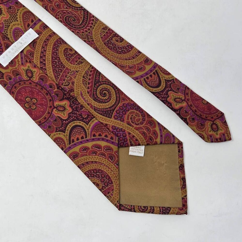 PERRY ELLIS HAND MADE SILK TIE RED GOLD BROWN PAISLEY VINTAGE 4" X 59" - Picture 3 of 4
